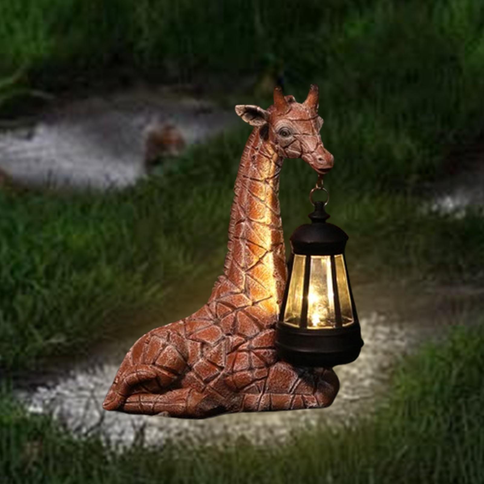 정원 기린 조각상과 태양광 랜턴 조명이 있는 마이크로  - Outdoor Lighting Collections 리뷰 및 가격